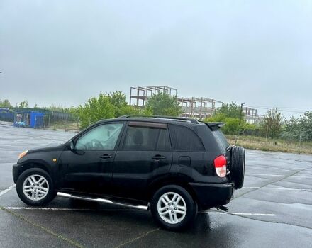 Черный Тойота РАВ 4, объемом двигателя 2 л и пробегом 225 тыс. км за 6350 $, фото 5 на Automoto.ua