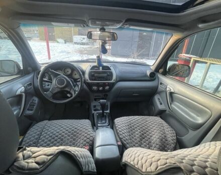 Черный Тойота РАВ 4, объемом двигателя 2 л и пробегом 217 тыс. км за 5400 $, фото 6 на Automoto.ua