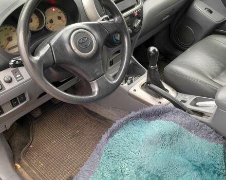 Черный Тойота РАВ 4, объемом двигателя 2 л и пробегом 240 тыс. км за 3700 $, фото 7 на Automoto.ua