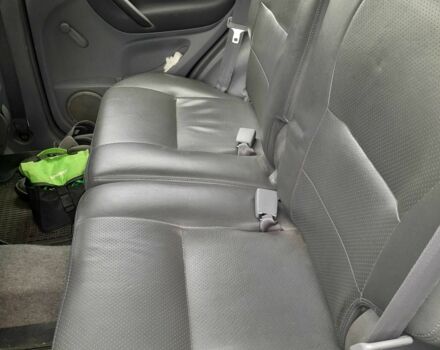 Черный Тойота РАВ 4, объемом двигателя 2 л и пробегом 240 тыс. км за 3700 $, фото 8 на Automoto.ua