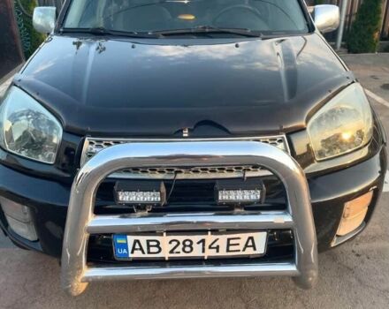 Черный Тойота РАВ 4, объемом двигателя 2 л и пробегом 285 тыс. км за 6000 $, фото 1 на Automoto.ua