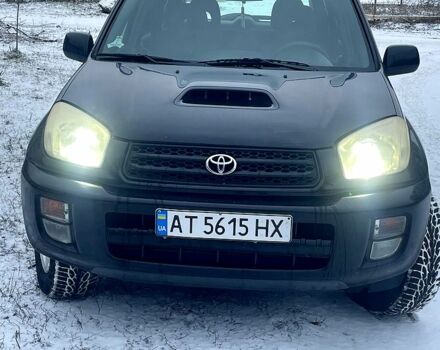 Чорний Тойота РАВ 4, об'ємом двигуна 2 л та пробігом 333 тис. км за 4900 $, фото 8 на Automoto.ua