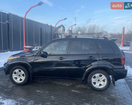 Черный Тойота РАВ 4, объемом двигателя 2 л и пробегом 217 тыс. км за 5800 $, фото 7 на Automoto.ua