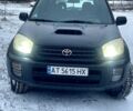 Чорний Тойота РАВ 4, об'ємом двигуна 2 л та пробігом 333 тис. км за 4900 $, фото 3 на Automoto.ua