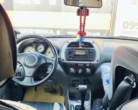 Черный Тойота РАВ 4, объемом двигателя 2 л и пробегом 30 тыс. км за 5000 $, фото 5 на Automoto.ua