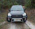 Чорний Тойота РАВ 4, об'ємом двигуна 2 л та пробігом 358 тис. км за 6800 $, фото 1 на Automoto.ua