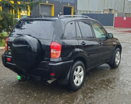 Черный Тойота РАВ 4, объемом двигателя 0 л и пробегом 275 тыс. км за 4000 $, фото 4 на Automoto.ua