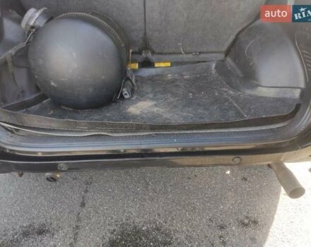 Черный Тойота РАВ 4, объемом двигателя 2 л и пробегом 506 тыс. км за 5300 $, фото 8 на Automoto.ua