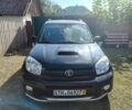 Чорний Тойота РАВ 4, об'ємом двигуна 2 л та пробігом 220 тис. км за 7013 $, фото 1 на Automoto.ua