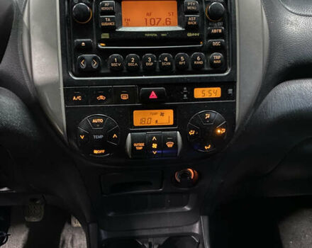 Черный Тойота РАВ 4, объемом двигателя 2 л и пробегом 269 тыс. км за 7500 $, фото 18 на Automoto.ua