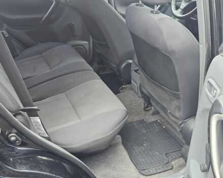 Черный Тойота РАВ 4, объемом двигателя 0 л и пробегом 275 тыс. км за 4000 $, фото 11 на Automoto.ua