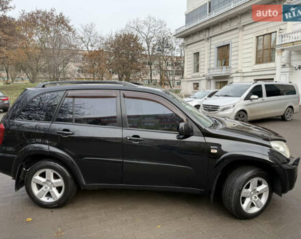 Черный Тойота РАВ 4, объемом двигателя 2 л и пробегом 230 тыс. км за 6500 $, фото 2 на Automoto.ua