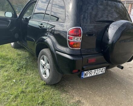 Черный Тойота РАВ 4, объемом двигателя 2 л и пробегом 303 тыс. км за 4500 $, фото 6 на Automoto.ua