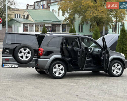 Черный Тойота РАВ 4, объемом двигателя 2 л и пробегом 230 тыс. км за 7850 $, фото 46 на Automoto.ua