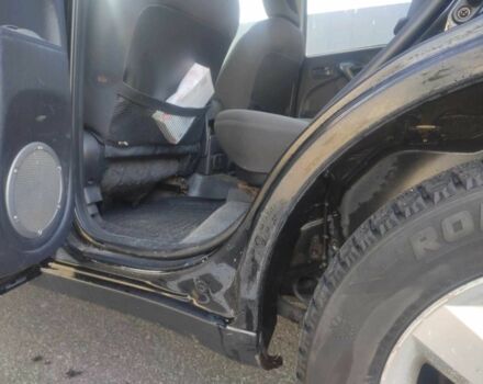 Черный Тойота РАВ 4, объемом двигателя 2 л и пробегом 506 тыс. км за 5300 $, фото 12 на Automoto.ua