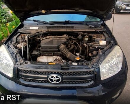 Тойота РАВ 4 2004 в Киеве на Automoto.ua Черный Тойота РАВ 4, объемом двигателя 2 л и пробегом 0 тыс. км за 5700 $, фото 4 на Automoto.ua