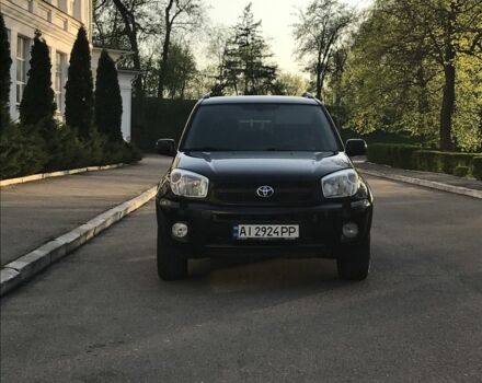 Чорний Тойота РАВ 4, об'ємом двигуна 2 л та пробігом 287 тис. км за 6950 $, фото 3 на Automoto.ua