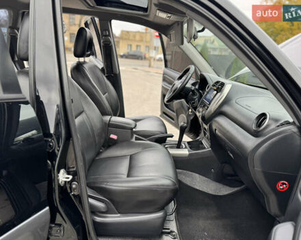 Черный Тойота РАВ 4, объемом двигателя 2 л и пробегом 230 тыс. км за 7850 $, фото 38 на Automoto.ua