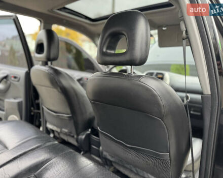 Черный Тойота РАВ 4, объемом двигателя 2 л и пробегом 230 тыс. км за 7850 $, фото 36 на Automoto.ua