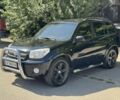 Черный Тойота РАВ 4, объемом двигателя 2 л и пробегом 250 тыс. км за 6500 $, фото 1 на Automoto.ua