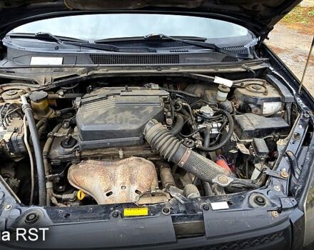 Черный Тойота РАВ 4, объемом двигателя 2 л и пробегом 224 тыс. км за 9000 $, фото 11 на Automoto.ua