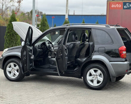 Черный Тойота РАВ 4, объемом двигателя 2 л и пробегом 230 тыс. км за 7850 $, фото 22 на Automoto.ua