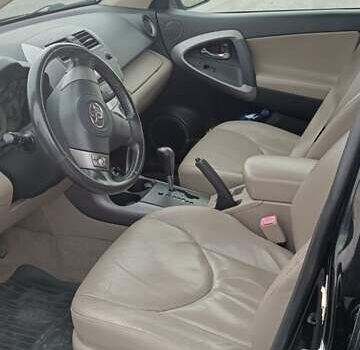 Черный Тойота РАВ 4, объемом двигателя 2 л и пробегом 202 тыс. км за 8066 $, фото 9 на Automoto.ua