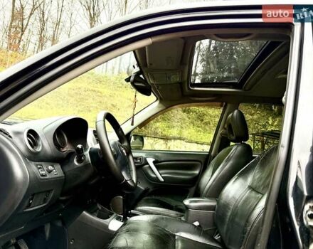 Черный Тойота РАВ 4, объемом двигателя 2 л и пробегом 199 тыс. км за 6999 $, фото 9 на Automoto.ua