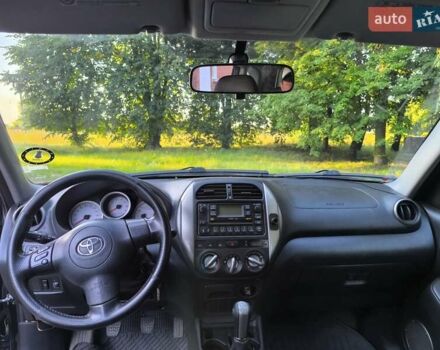 Чорний Тойота РАВ 4, об'ємом двигуна 0 л та пробігом 236 тис. км за 6192 $, фото 7 на Automoto.ua