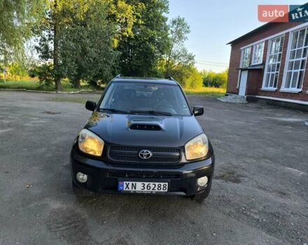 Чорний Тойота РАВ 4, об'ємом двигуна 0 л та пробігом 237 тис. км за 5026 $, фото 1 на Automoto.ua