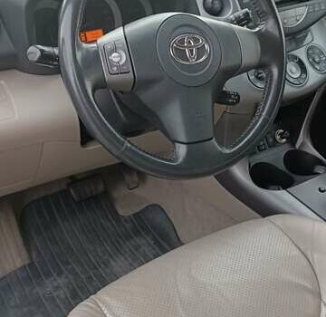 Черный Тойота РАВ 4, объемом двигателя 2 л и пробегом 202 тыс. км за 8066 $, фото 23 на Automoto.ua