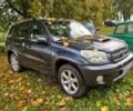 Чорний Тойота РАВ 4, об'ємом двигуна 2 л та пробігом 280 тис. км за 4500 $, фото 1 на Automoto.ua