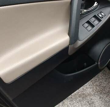 Черный Тойота РАВ 4, объемом двигателя 2 л и пробегом 202 тыс. км за 8066 $, фото 16 на Automoto.ua