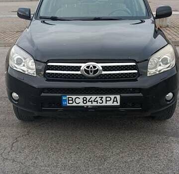 Черный Тойота РАВ 4, объемом двигателя 2 л и пробегом 202 тыс. км за 8066 $, фото 2 на Automoto.ua