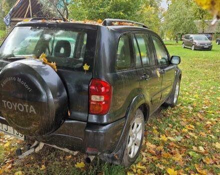 Чорний Тойота РАВ 4, об'ємом двигуна 2 л та пробігом 280 тис. км за 4500 $, фото 1 на Automoto.ua