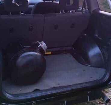 Черный Тойота РАВ 4, объемом двигателя 2 л и пробегом 186 тыс. км за 9500 $, фото 8 на Automoto.ua