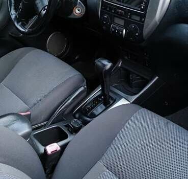 Черный Тойота РАВ 4, объемом двигателя 2 л и пробегом 186 тыс. км за 9500 $, фото 7 на Automoto.ua