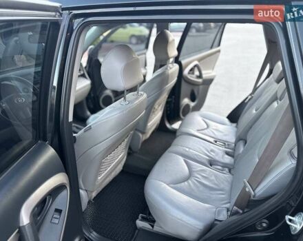 Черный Тойота РАВ 4, объемом двигателя 2.36 л и пробегом 192 тыс. км за 8999 $, фото 20 на Automoto.ua