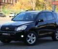 Черный Тойота РАВ 4, объемом двигателя 2 л и пробегом 170 тыс. км за 10000 $, фото 1 на Automoto.ua