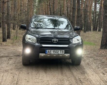 Черный Тойота РАВ 4, объемом двигателя 2 л и пробегом 189 тыс. км за 9500 $, фото 5 на Automoto.ua