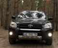 Чорний Тойота РАВ 4, об'ємом двигуна 2 л та пробігом 189 тис. км за 9500 $, фото 2 на Automoto.ua