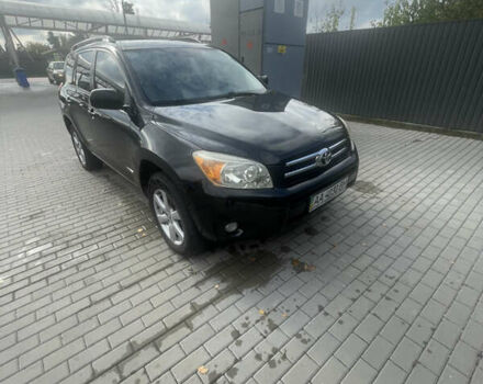 Черный Тойота РАВ 4, объемом двигателя 2.36 л и пробегом 241 тыс. км за 8900 $, фото 1 на Automoto.ua