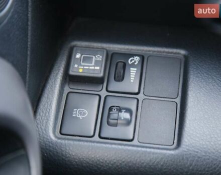 Черный Тойота РАВ 4, объемом двигателя 2 л и пробегом 170 тыс. км за 10000 $, фото 23 на Automoto.ua