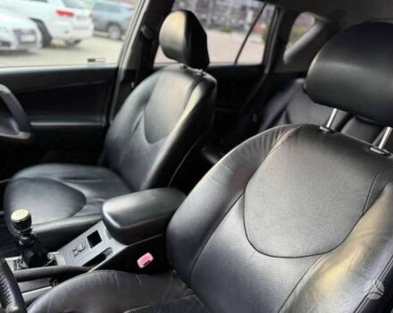 Черный Тойота РАВ 4, объемом двигателя 2.5 л и пробегом 271 тыс. км за 2913 $, фото 4 на Automoto.ua