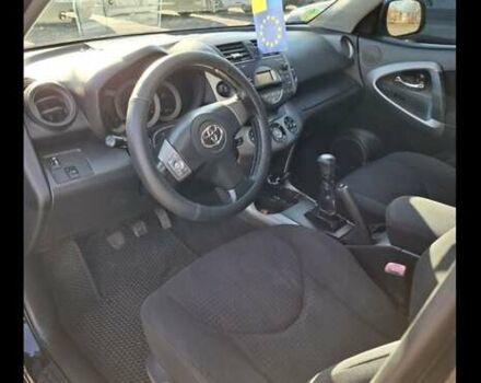 Черный Тойота РАВ 4, объемом двигателя 2.2 л и пробегом 250 тыс. км за 8300 $, фото 9 на Automoto.ua