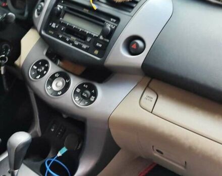 Чорний Тойота РАВ 4, об'ємом двигуна 2.4 л та пробігом 91 тис. км за 12500 $, фото 31 на Automoto.ua