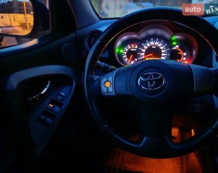 Черный Тойота РАВ 4, объемом двигателя 2 л и пробегом 165 тыс. км за 9500 $, фото 21 на Automoto.ua