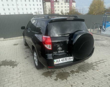 Черный Тойота РАВ 4, объемом двигателя 2.36 л и пробегом 241 тыс. км за 8900 $, фото 4 на Automoto.ua