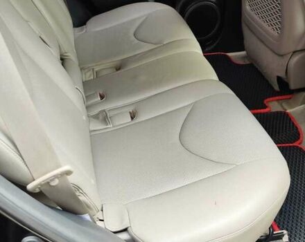 Чорний Тойота РАВ 4, об'ємом двигуна 2.4 л та пробігом 91 тис. км за 12500 $, фото 18 на Automoto.ua