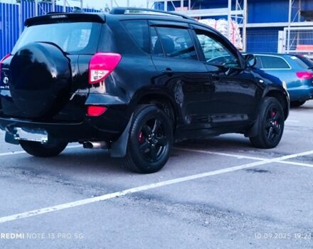 Черный Тойота РАВ 4, объемом двигателя 2 л и пробегом 149 тыс. км за 9490 $, фото 3 на Automoto.ua